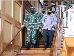 Solid, Panglima TNI dan Kapolri Motivasi Satgas Nemangkawi Papua