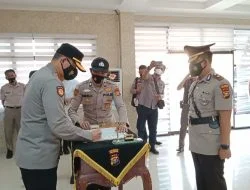 Pimpin Sertijab Kasat Lantas dan Kapolsek Rumbai, Kapolresta Pekanbaru Sampaikan Arahan dan Motivasi