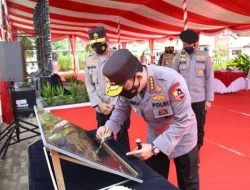 Kapolri Resmikan Kampung Tangguh, Renovasi Masjid, dan Aplikasi Dulur Kito