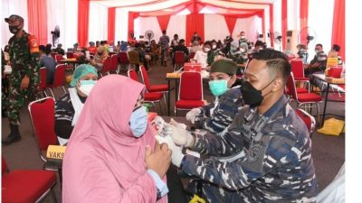 Panglima TNI Dorong Percepatan Vaksinasi di 15 Kabupaten/Kota se-Sulut