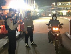 Bidpropam Polda Banten Laksanakan Pengawasan Petugas Jaga di Pintu Gerbang Masuk Pada Malam Hari