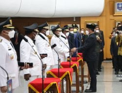 Pastikan Pelayanan Tetap Berjalan, Mendagri Lantik 5 Penjabat Kepala Daerah dan 1 Wakil Bupati di Papua