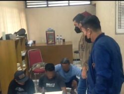 Tarik Motor Secara Paksa, Tiga Debt Collector Diamankan Polsek Kalideres