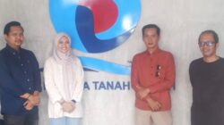 PT PPTTM Salurkan Hewan Kurban untuk Warga Sekitar Kedungwaringin, Dirut: Mempererat Silaturahmi